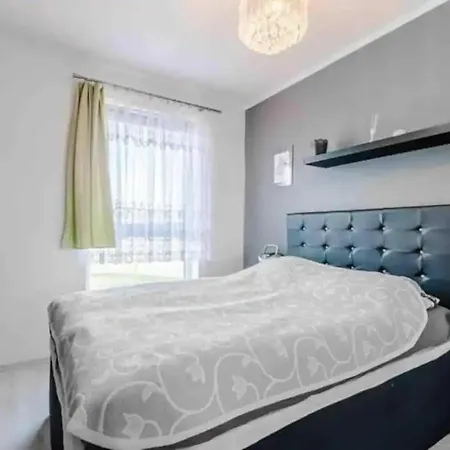 Appartamento Golden Apartments&glamping-w25c *