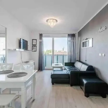 Golden Apartments&glamping-w25c